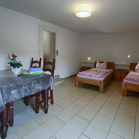 Апартаменты Garnbacher Hof Garnbach